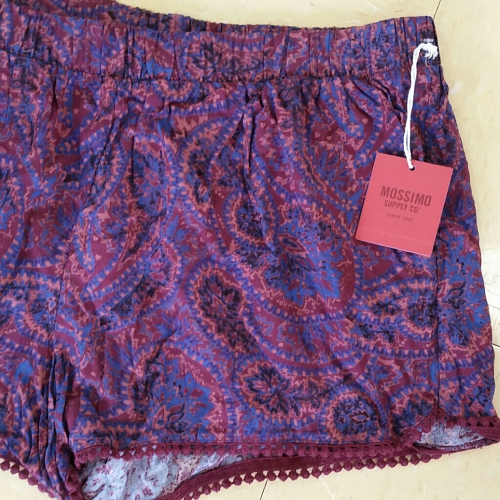 B2G1 Light weight shorts